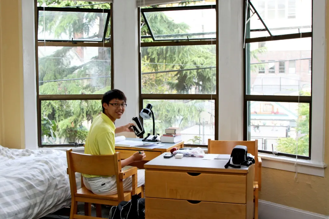 如图片无法显示,请刷新页面